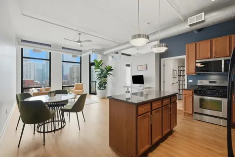 740 West Fulton Street Chicago IL 60661