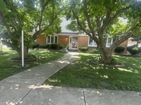 9414 South 69th Avenue Oak Lawn IL 60453