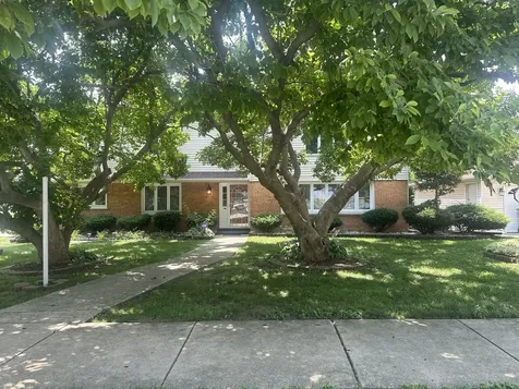 9414 South 69th Avenue Oak Lawn IL 60453