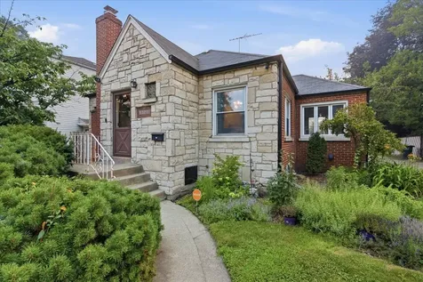 18326 Walter Street Lansing IL 60438