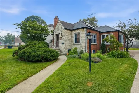 18326 Walter Street Lansing IL 60438