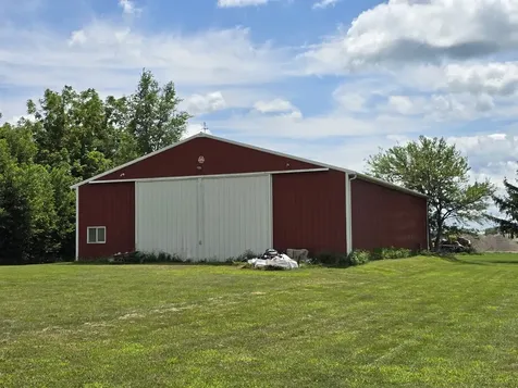 109 West Carper Street Seymour IL 61875