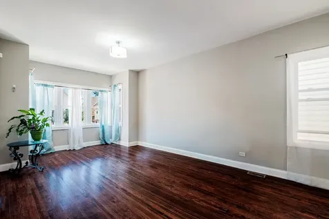 4825 West 28th Street Cicero IL 60804