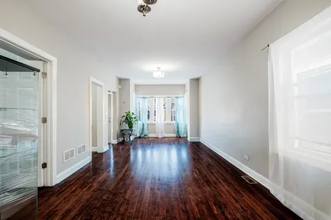 4825 West 28th Street Cicero IL 60804