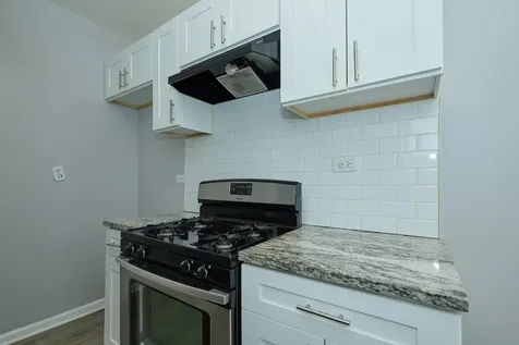 6322 North Albany Avenue Chicago IL 60659