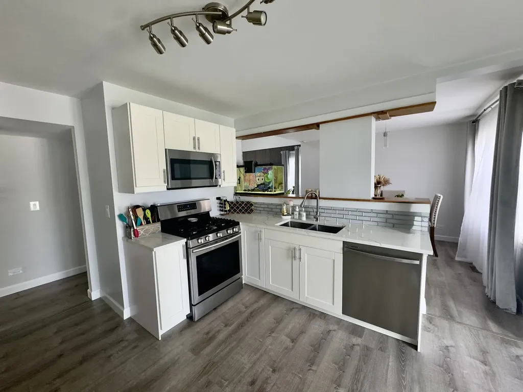 1914 Olde Mill Road Plainfield IL 60586
