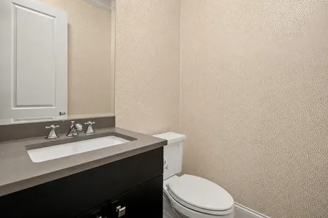 2333 North Southport Avenue Chicago IL 60614