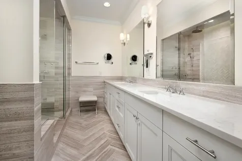 2333 North Southport Avenue Chicago IL 60614