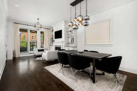 2333 North Southport Avenue Chicago IL 60614