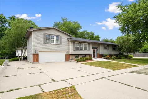 7212 Edgebrook Lane Hanover Park IL 60133