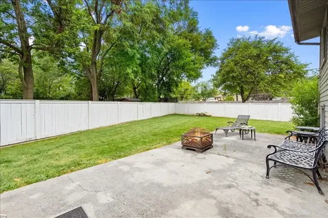 7212 Edgebrook Lane Hanover Park IL 60133