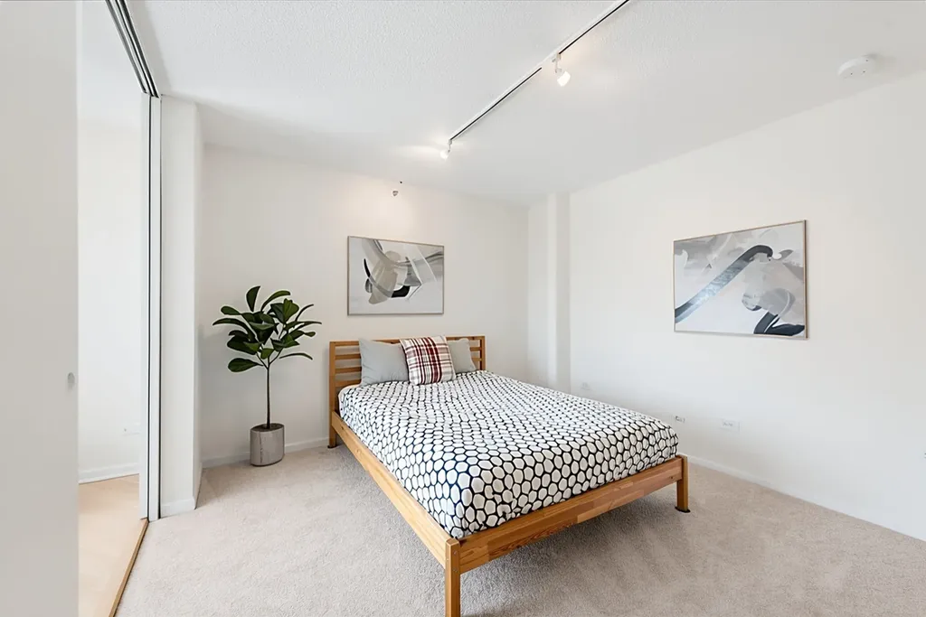 440 North Mcclurg Court Chicago IL 60611