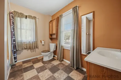 417 2ND Avenue Dixon IL 61021