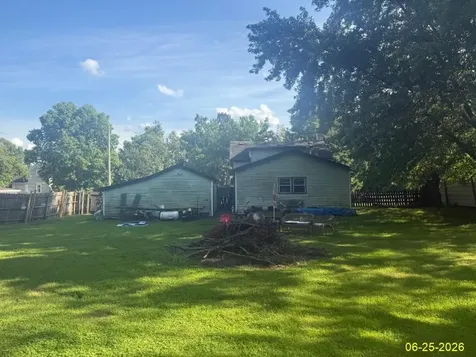 709 North Maple Street Momence IL 60954