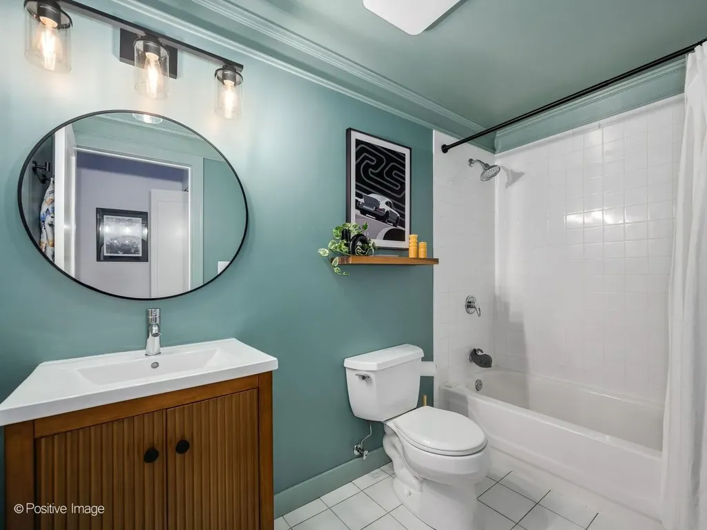 2101 West Rice Street Chicago IL 60622