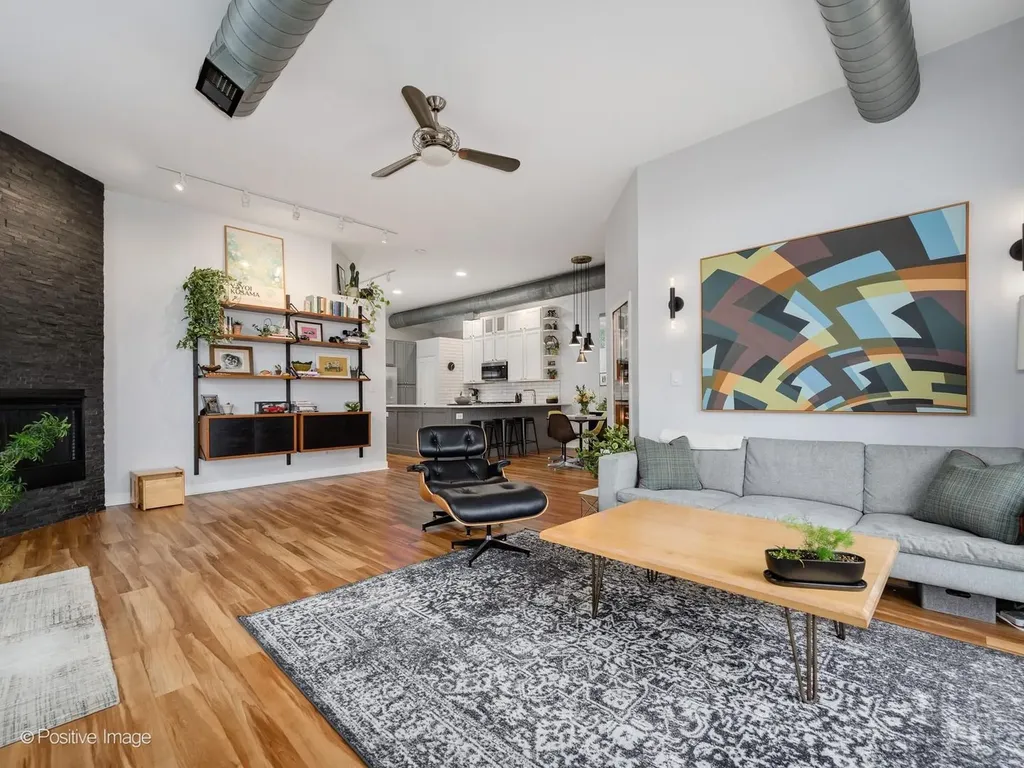 2101 West Rice Street Chicago IL 60622