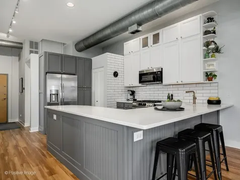 2101 West Rice Street Chicago IL 60622
