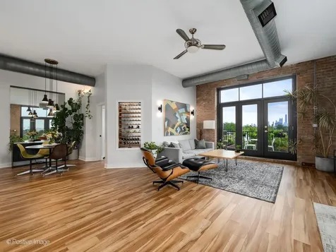 2101 West Rice Street Chicago IL 60622