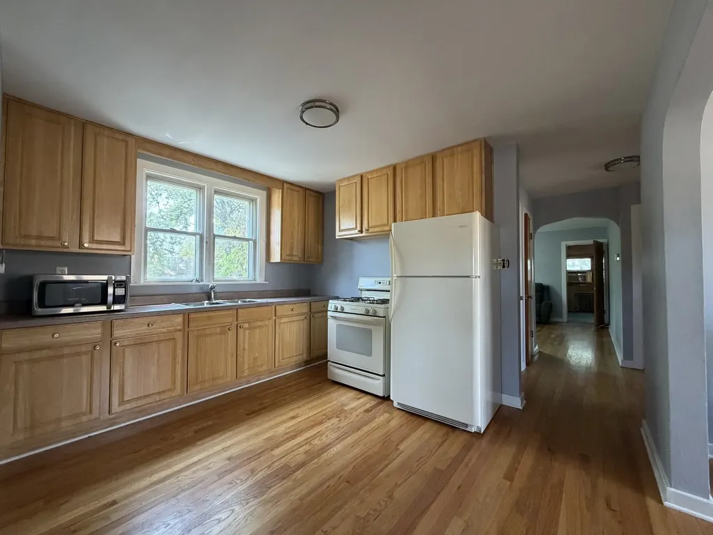 5501 North Parkside Avenue Chicago IL 60630