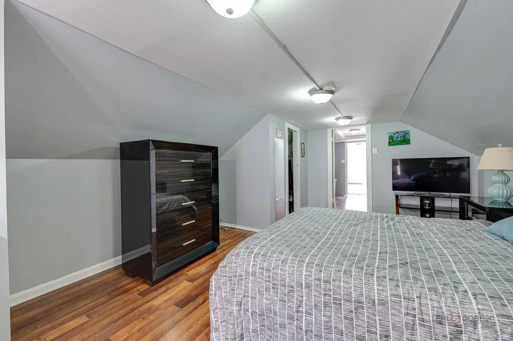 4439 West Deming Place Chicago IL 60639