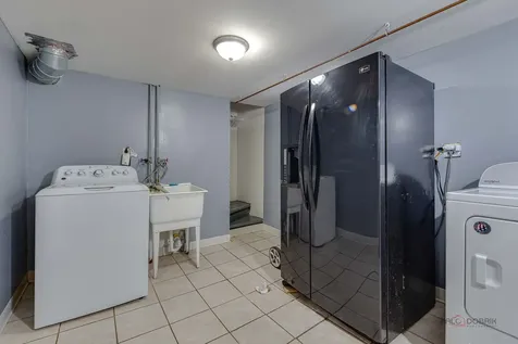 4439 West Deming Place Chicago IL 60639