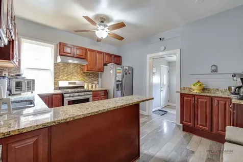 4439 West Deming Place Chicago IL 60639