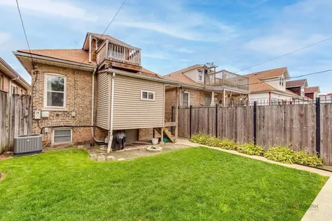 4439 West Deming Place Chicago IL 60639
