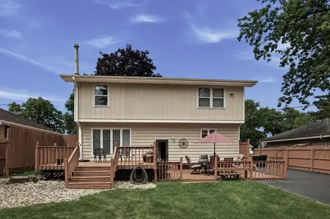 259 Heather Avenue Grayslake IL 60030
