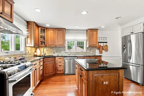 259 Heather Avenue Grayslake IL 60030