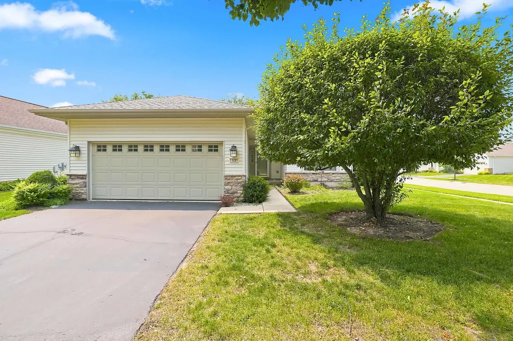 13221 Indiana Court Huntley IL 60142