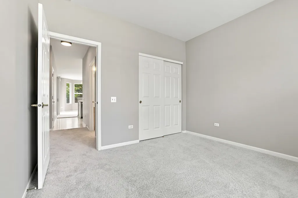 13221 Indiana Court Huntley IL 60142
