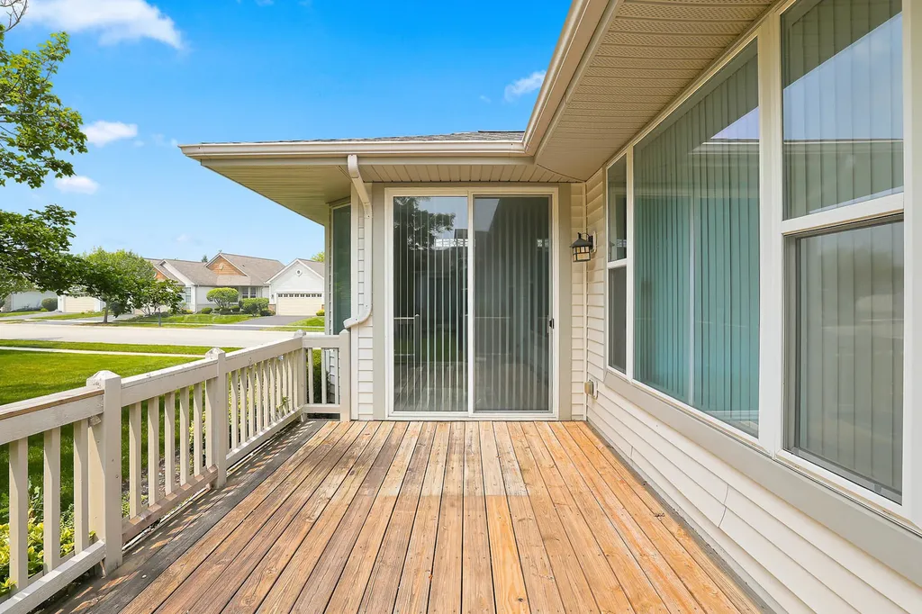 13221 Indiana Court Huntley IL 60142