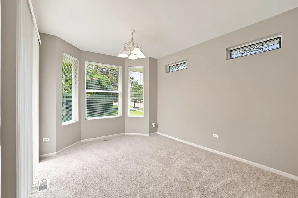 13221 Indiana Court Huntley IL 60142