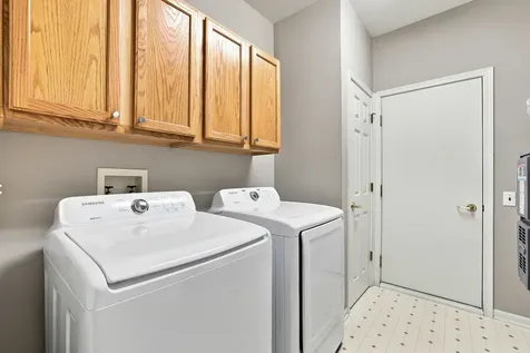 13221 Indiana Court Huntley IL 60142