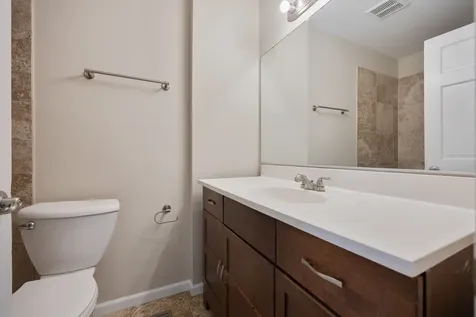 474 Ascot Lane Streamwood IL 60107