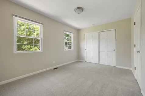 474 Ascot Lane Streamwood IL 60107