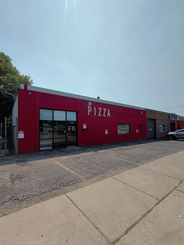 7-11 North Elmwood Drive N Aurora IL 60506