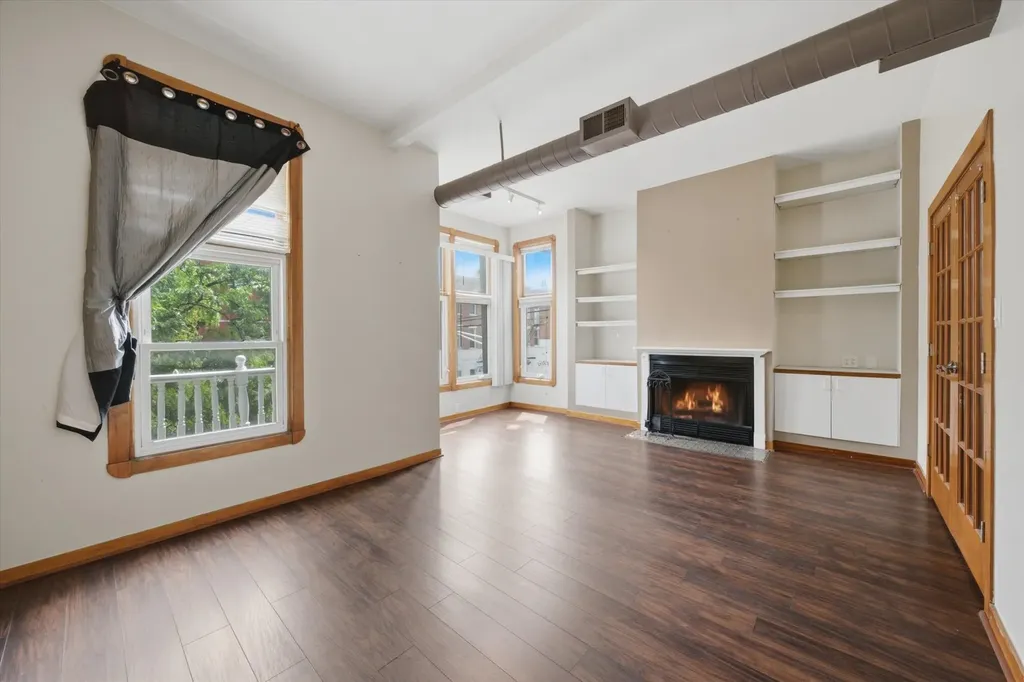 1354 West Ohio Street Chicago IL 60642