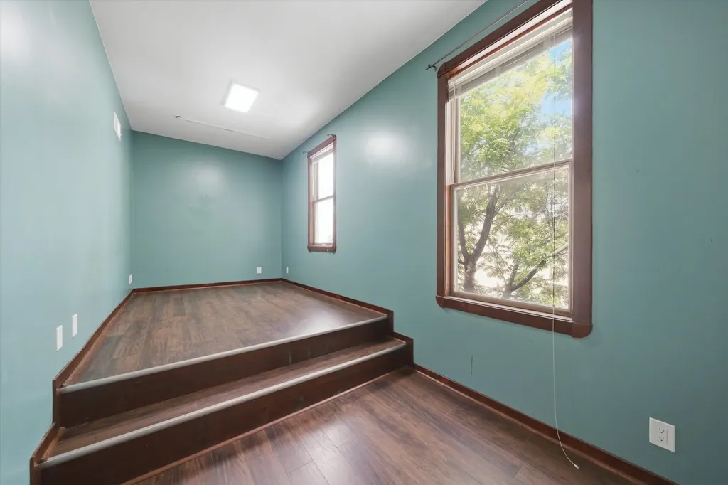 1354 West Ohio Street Chicago IL 60642