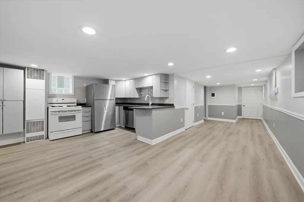 1354 West Ohio Street Chicago IL 60642