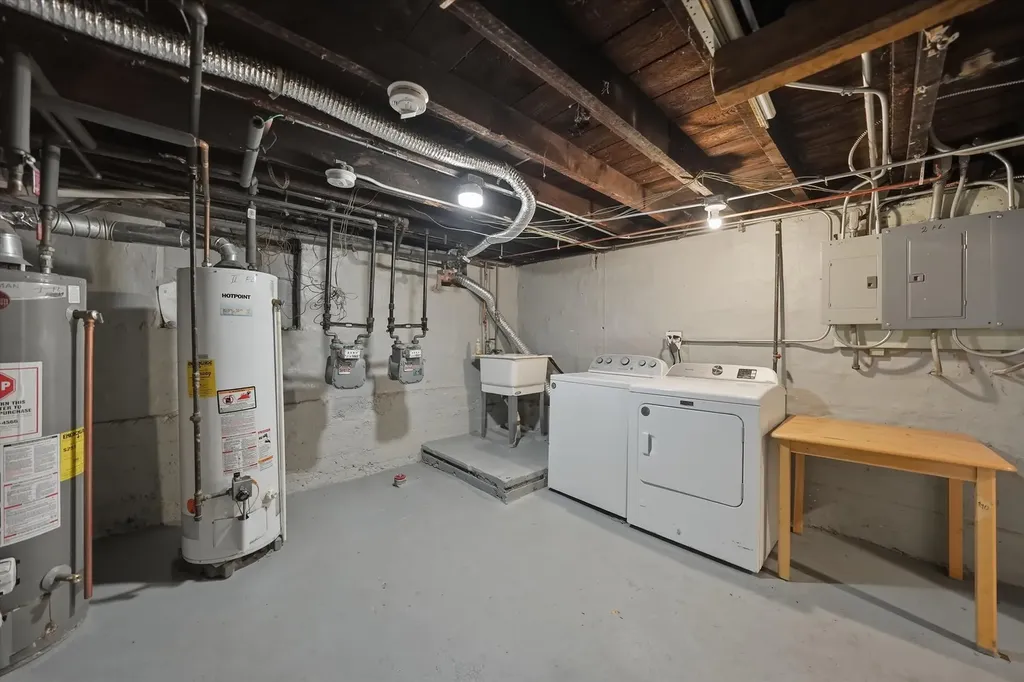 1354 West Ohio Street Chicago IL 60642