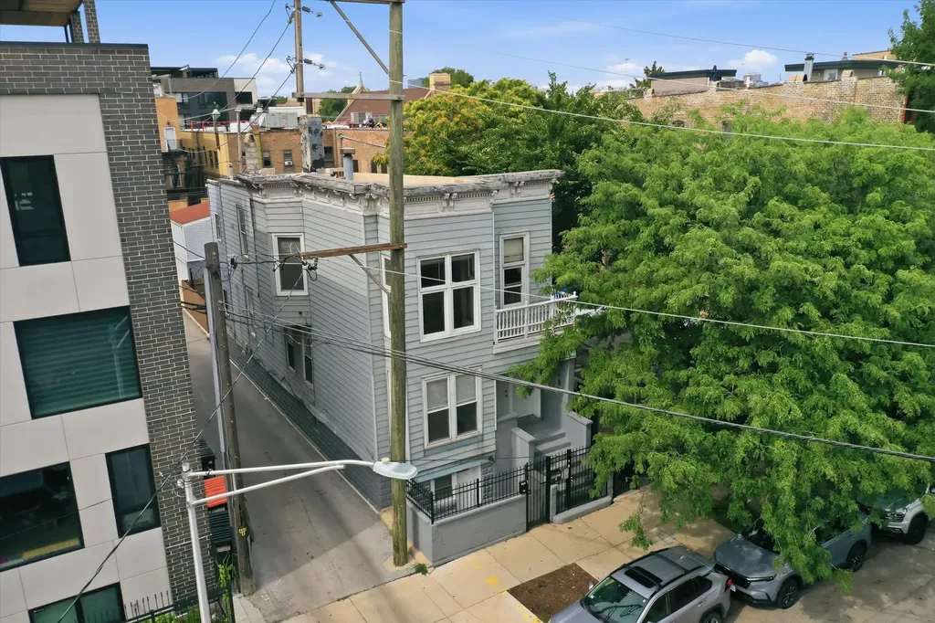 1354 West Ohio Street Chicago IL 60642