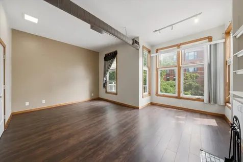 1354 West Ohio Street Chicago IL 60642