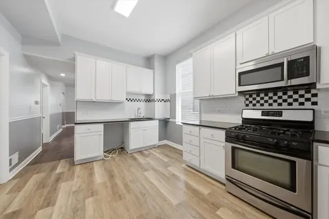 1354 West Ohio Street Chicago IL 60642