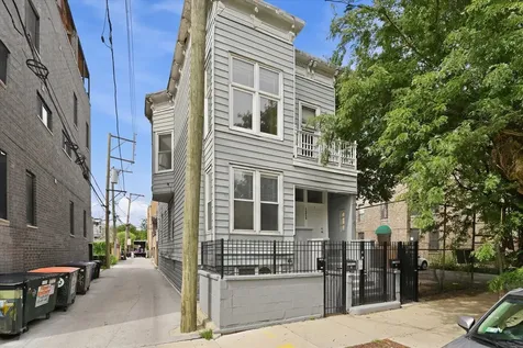 1354 West Ohio Street Chicago IL 60642