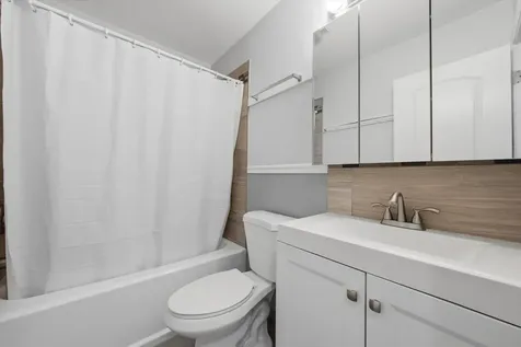 1354 West Ohio Street Chicago IL 60642