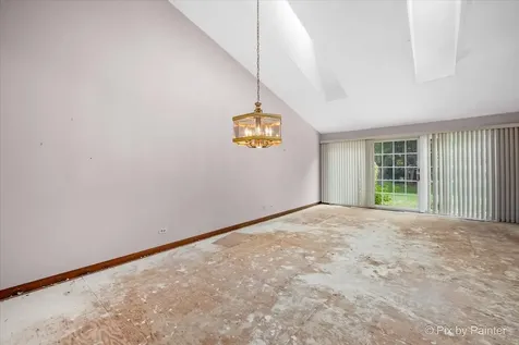 224 Lorraine Circle Bloomingdale IL 60108