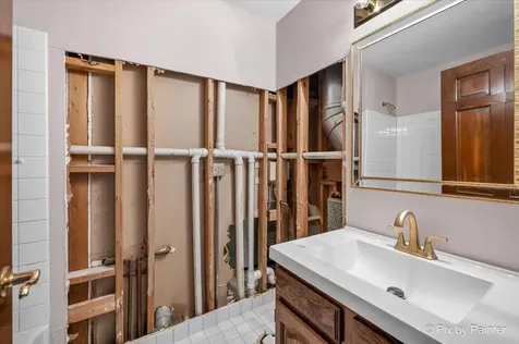 224 Lorraine Circle Bloomingdale IL 60108