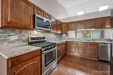 224 Lorraine Circle Bloomingdale IL 60108