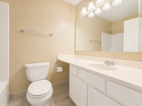 174 East Bluewater Lane Vernon Hills IL 60061